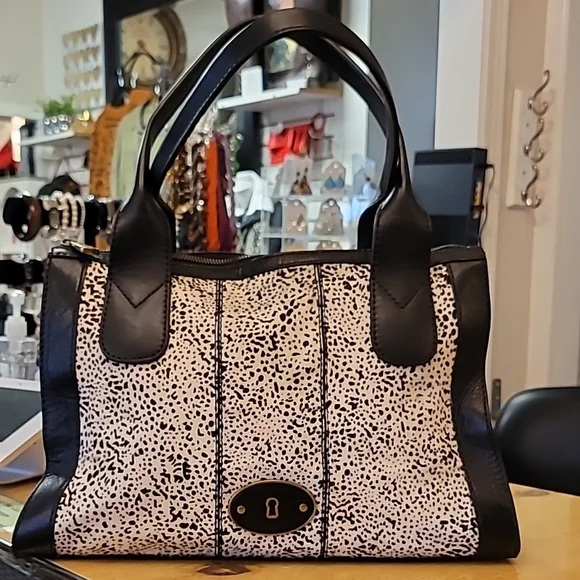Fossil Black and White Satchel - Picture 1 of 16